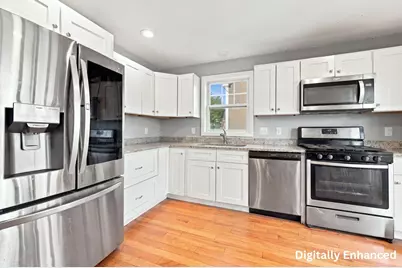 9 McGuigan Circle, Lowell, MA 01852 - Photo 4