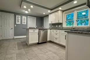 19 Shady Hill Ln, Reading, MA 01867 - Photo 8