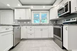 19 Shady Hill Ln, Reading, MA 01867 - Photo 6
