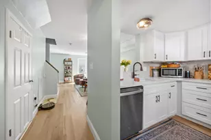 805 Brookline Way, Rockland, MA 02370 - Photo 4