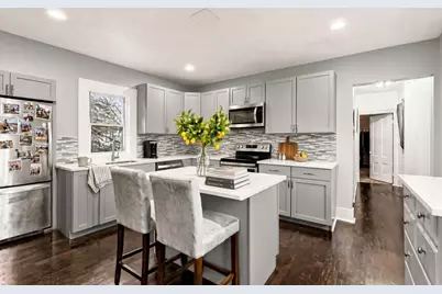32 Kirby St, Marlborough, MA 01752 - Photo 6