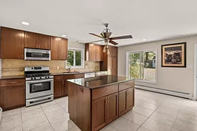 30 Bassett Rd, Brockton, MA 02301 - Photo 6