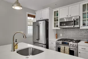 235 Lowell St, Somerville, MA 02143 - Photo 6