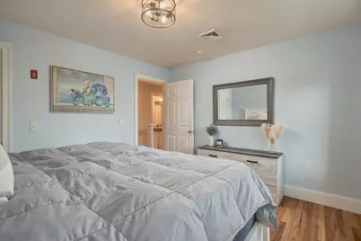 24 Monroe St, Amesbury, MA 01913 - Photo 20