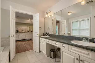 24 Monroe St, Amesbury, MA 01913 - Photo 22