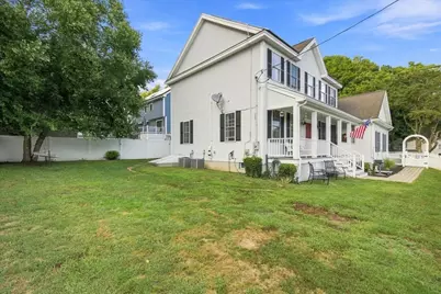 24 Monroe St, Amesbury, MA 01913 - Photo 40