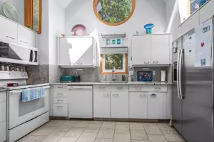 81 Lake View Blvd, Plymouth, MA 02360 - Photo 4