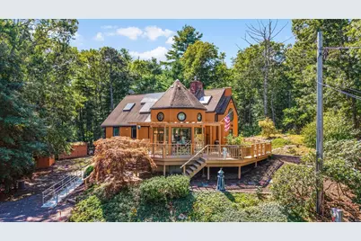 81 Lakeview Blvd, Plymouth, MA 02360 - Photo 1