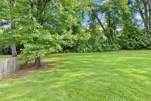 50 Woodside Dr, Longmeadow, MA 01106 - Photo 24