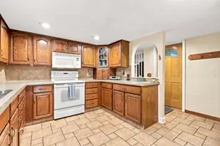 6 Ragged Hill Rd, Ware, MA 01082 - Photo 22