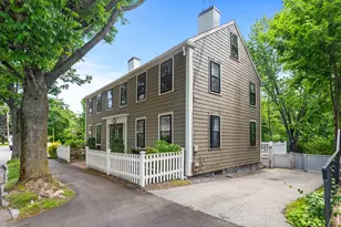 210-212 North St, Hingham, MA 02043 - Photo 2