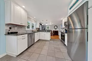 105 Whiting St, Hingham, MA 02043 - Photo 6