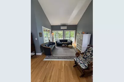 139 Cottonwood St, Fairhaven, MA 02719 - Photo 4