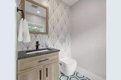 27 Connecticut Ave, Natick, MA 01760 - Photo 10