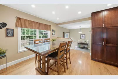 39 Tomahawk Dr, Tewksbury, MA 01876 - Photo 12