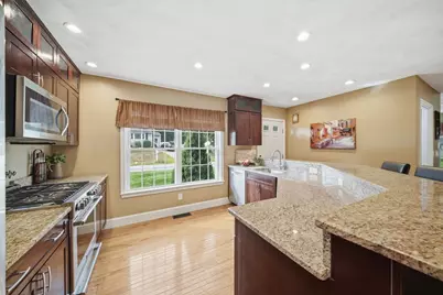 39 Tomahawk Dr, Tewksbury, MA 01876 - Photo 6