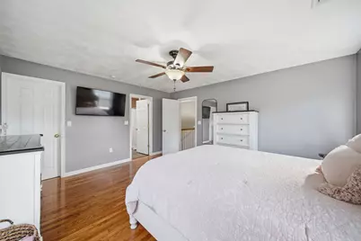 39 Tomahawk Dr, Tewksbury, MA 01876 - Photo 14