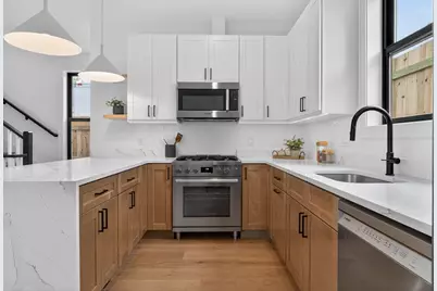 22 Spring Hill Terrace #22, Somerville, MA 02143 - Photo 8