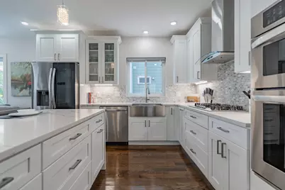 16 Willard Ave #1A, Medford, MA 02155 - Photo 2