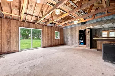 66 Charlton St, Oxford, MA 01540 - Photo 32