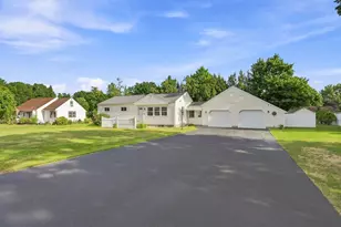 172 Birch Bluffs Dr, Westfield, MA 01085 - Photo 38