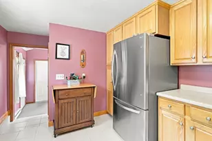 172 Birch Bluffs Dr, Westfield, MA 01085 - Photo 8