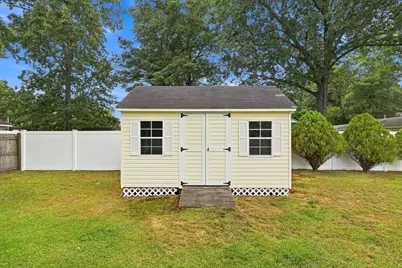172 Birch Bluffs Dr, Westfield, MA 01085 - Photo 40