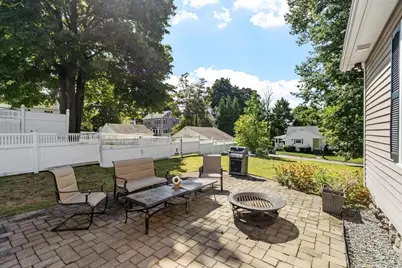 713 E Merrimack Street, Lowell, MA 01852 - Photo 4