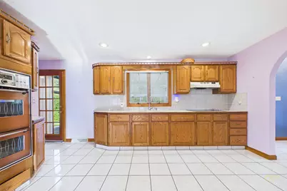 861 Pine Hill Dr, New Bedford, MA 02745 - Photo 10