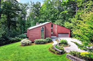 26 Old Stagecoach Rd, Bedford, MA 01730 - Photo 1