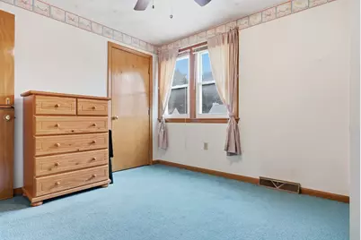 34 Oak Knoll Rd, Lowell, MA 01852 - Photo 14