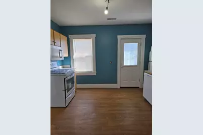 208 Pine St #208F, Lowell, MA 01851 - Photo 6