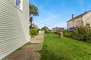 1190 Pleasant St, New Bedford, MA 02740 - Photo 6