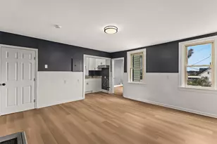 1190 Pleasant St, New Bedford, MA 02740 - Photo 8