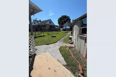 21-23/16 Oxford Ave/West Street, Dudley, MA 01571 - Photo 8