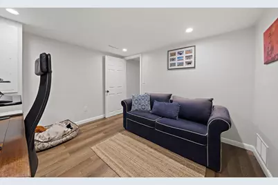 75 Oak St, Pembroke, MA 02359 - Photo 14
