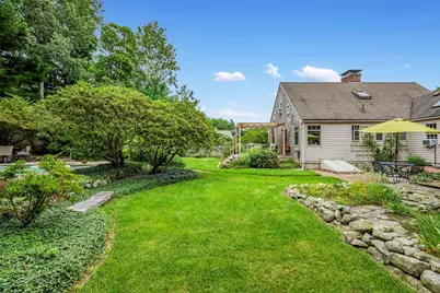 18 Manor Dr, Sandwich, MA 02537 - Photo 32