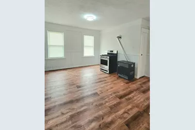 2 Village St #3, Worcester, MA 01604 - Photo 8