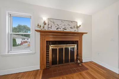 3 Carlton St, Peabody, MA 01960 - Photo 12