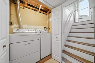 3 Carlton St, Peabody, MA 01960 - Photo 26