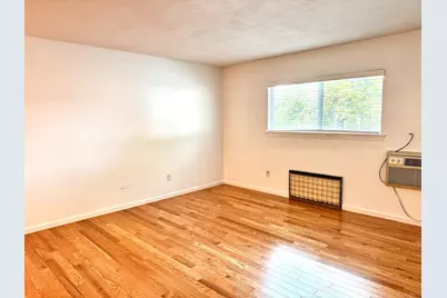 395 Revere Beach Pkwy #2C, Revere, MA 02151 - Photo 4