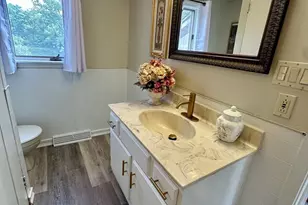 122 Haviland St, Ludlow, MA 01056 - Photo 14