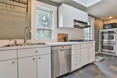 4 Hillside Ave, Wakefield, MA 01880 - Photo 18