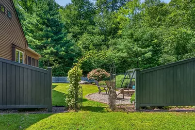 187 Blackstone Street, Mendon, MA 01756 - Photo 24