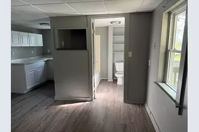 47 West, Southbridge, MA 01550 - Photo 10