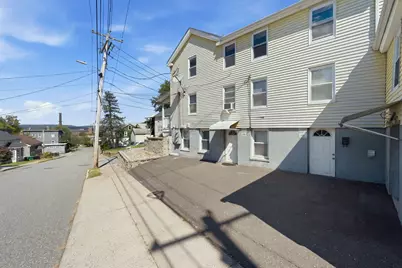 37 Howard St, Chicopee, MA 01013 - Photo 6