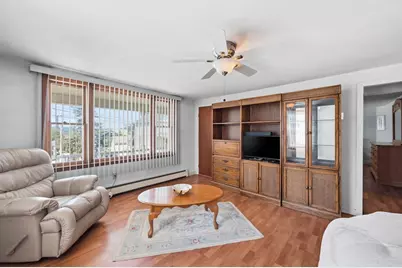 37 Howard St, Chicopee, MA 01013 - Photo 10