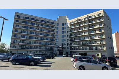133 Commander Shea Blvd #113, Quincy, MA 02171 - Photo 2