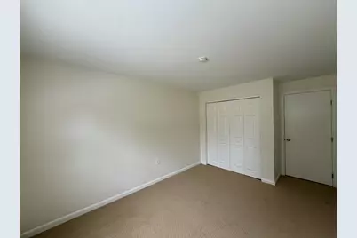 70 Edgelawn Ave #4, North Andover, MA 01845 - Photo 12
