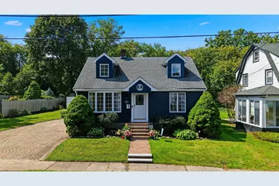 38 1/2 Abington Ave, Peabody, MA 01960 - Photo 2